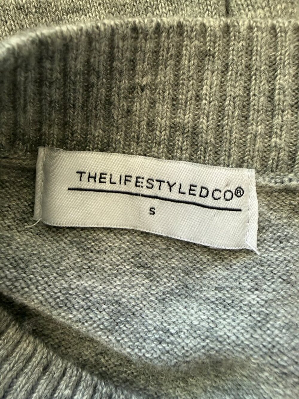 Thelifestyledco. Lightweight Solid Knit Sleeveless Vest : Small - Picture 5 of 6